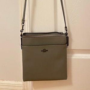 Kitt Messenger Crossbody | COACH